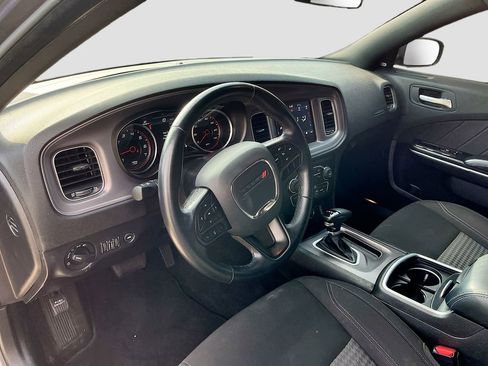 Used 2023 Dodge Charger SXT RWD image 9