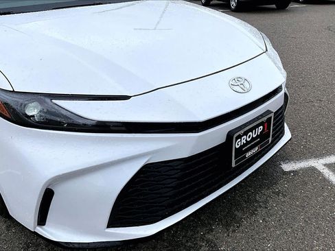 Used 2025 Toyota Camry LE FWD image 29