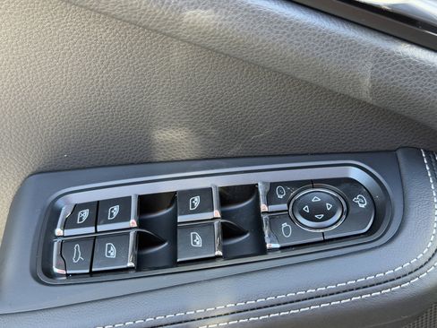 New 2026 Porsche Macan S image 24