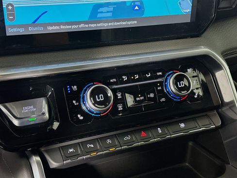 Used 2022 GMC Sierra 1500 Denali w/ Denali Reserve Package image 24