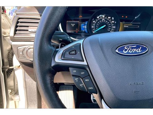 Used 2017 Ford Fusion Titanium FWD image 20