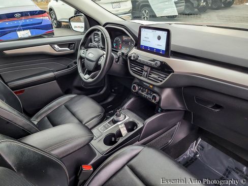 Used 2022 Ford Escape SEL FWD image 32