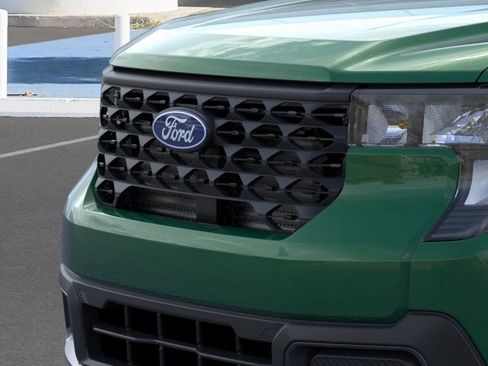 New 2025 Ford Maverick XLT image 18