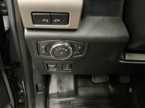 Used 2020 Ford F150 Lariat w/ Equipment Group 502A Luxury AWD/4WD image 22