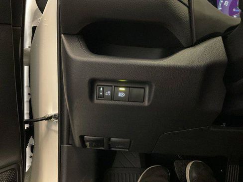 Certified 2024 Toyota RAV4 XLE AWD/4WD image 15