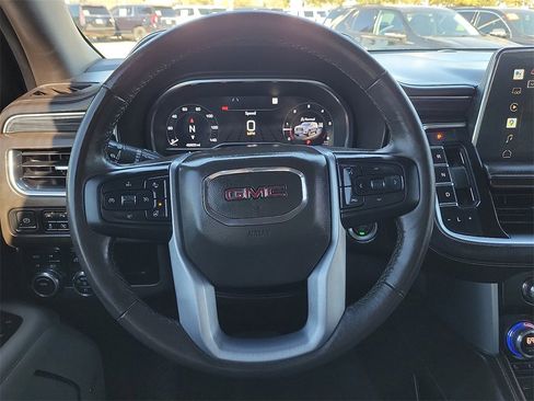 Used 2022 GMC Yukon SLT w/ SLT Luxury Package image 24