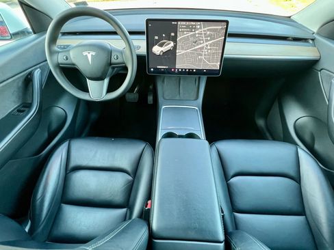 Used 2021 Tesla Model Y Long Range AWD/4WD image 14