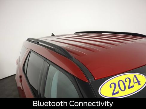 Used 2024 Ford Explorer XLT w/ Equipment Group 202A AWD/4WD image 15