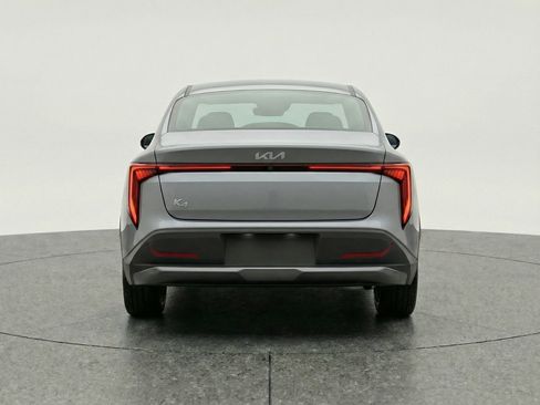 Used 2025 Kia K4 LXS image 7