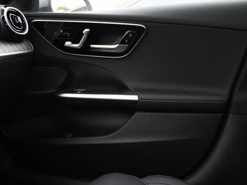 New 2025 Mercedes-Benz C 300 4MATIC Sedan image 28