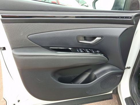 Used 2022 Hyundai Tucson Limited w/ Cargo Package image 12