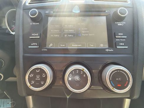 Used 2018 Subaru Forester 2.5i w/ Alloy Wheel Package image 10