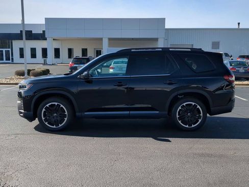 New 2026 Honda Pilot Touring image 5