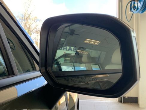 Used 2024 Hyundai Santa Fe Limited image 25