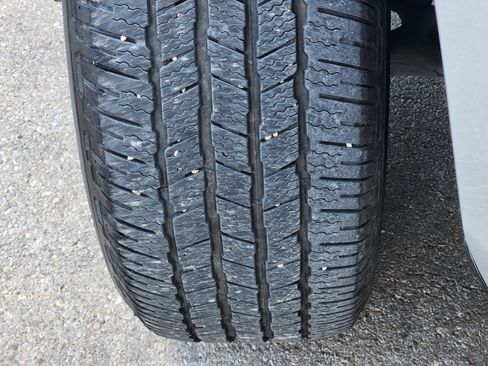 Used 2017 Chevrolet Tahoe LT RWD image 11