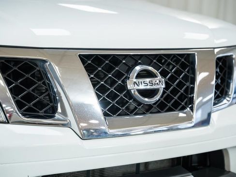 Used 2021 Nissan Frontier SV RWD image 10