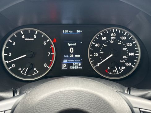 Used 2024 Nissan Sentra S FWD image 23