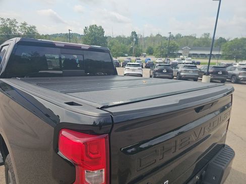 Used 2019 Chevrolet Silverado 1500 RST AWD/4WD image 8