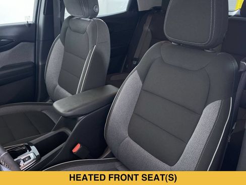 Used 2025 Chevrolet TrailBlazer LT w/ LT Cold Weather Package FWD image 10