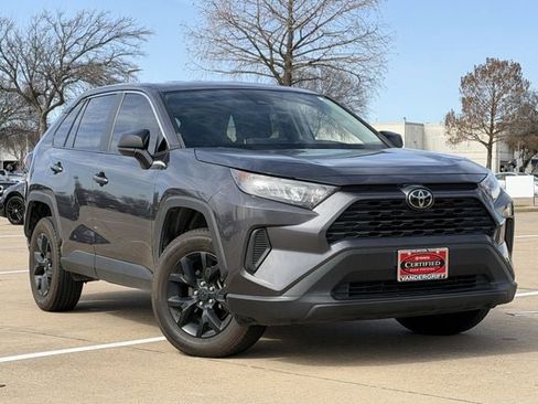 Certified 2022 Toyota RAV4 LE image 2