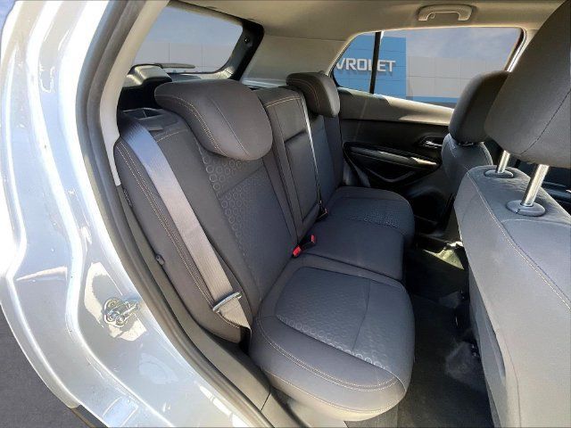 Certified 2022 Chevrolet Trax LS w/ Tint and Cruise Package FWD image 27