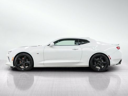 Used 2017 Chevrolet Camaro SS RWD image 2