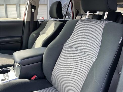 Used 2024 Toyota 4Runner SR5 image 28