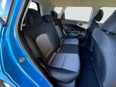 Used 2024 Kia Soul S image 25