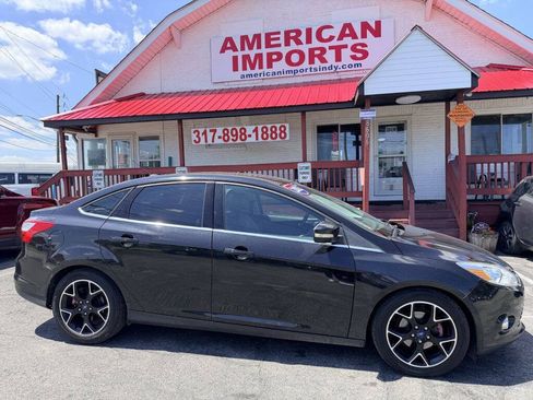 Used 2012 Ford Focus SEL FWD image 1
