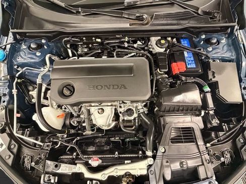 Certified 2025 Honda Civic LX image 9