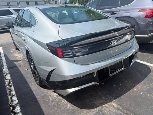 Used 2024 Hyundai Sonata SEL FWD image 8