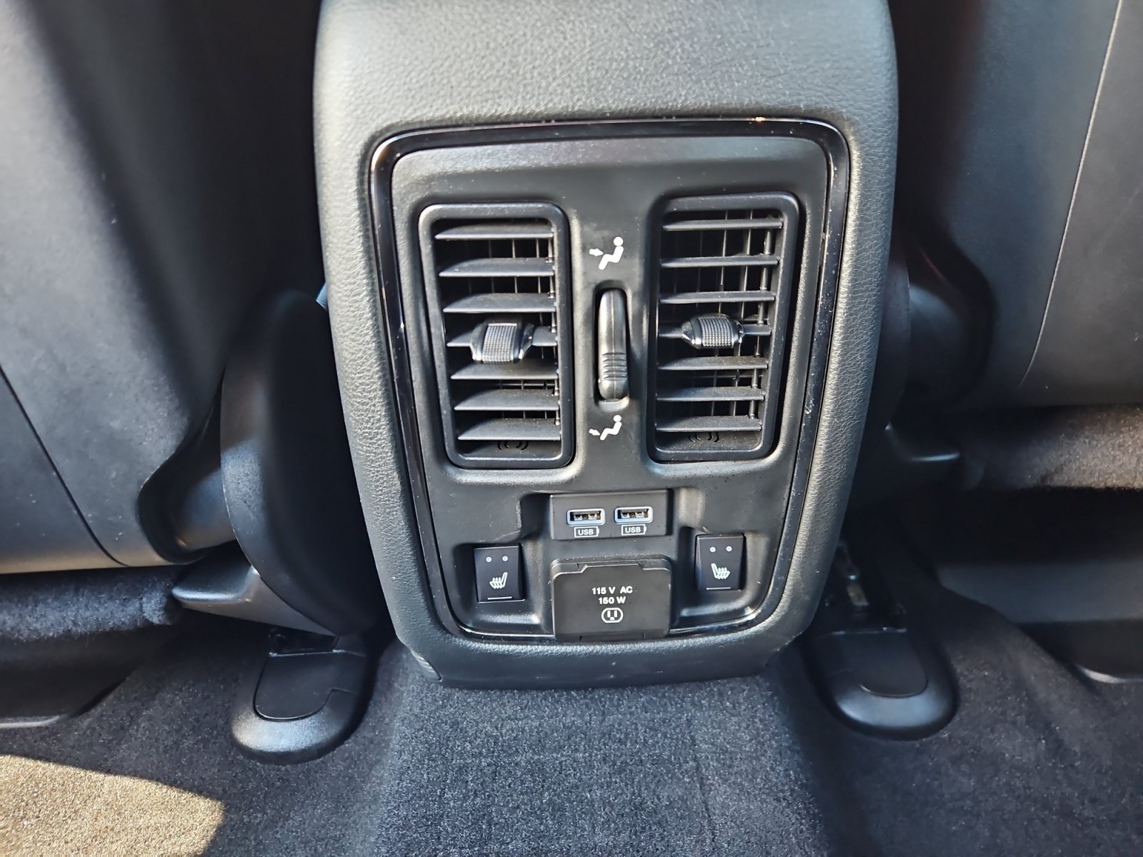 Used 2019 Jeep Grand Cherokee Limited w/ Luxury Group II AWD/4WD image 13