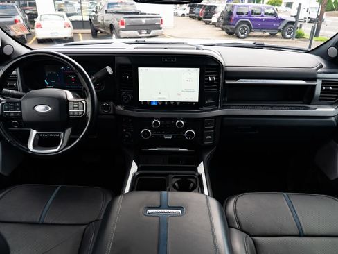 Used 2025 Ford F350 Platinum AWD/4WD image 16