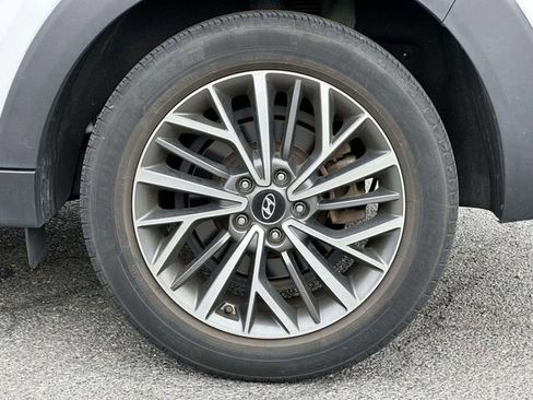 Used 2020 Hyundai Tucson Limited w/ Cargo Package FWD image 6