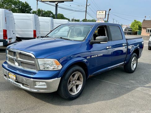 Used 2011 RAM 1500 Big Horn image 3