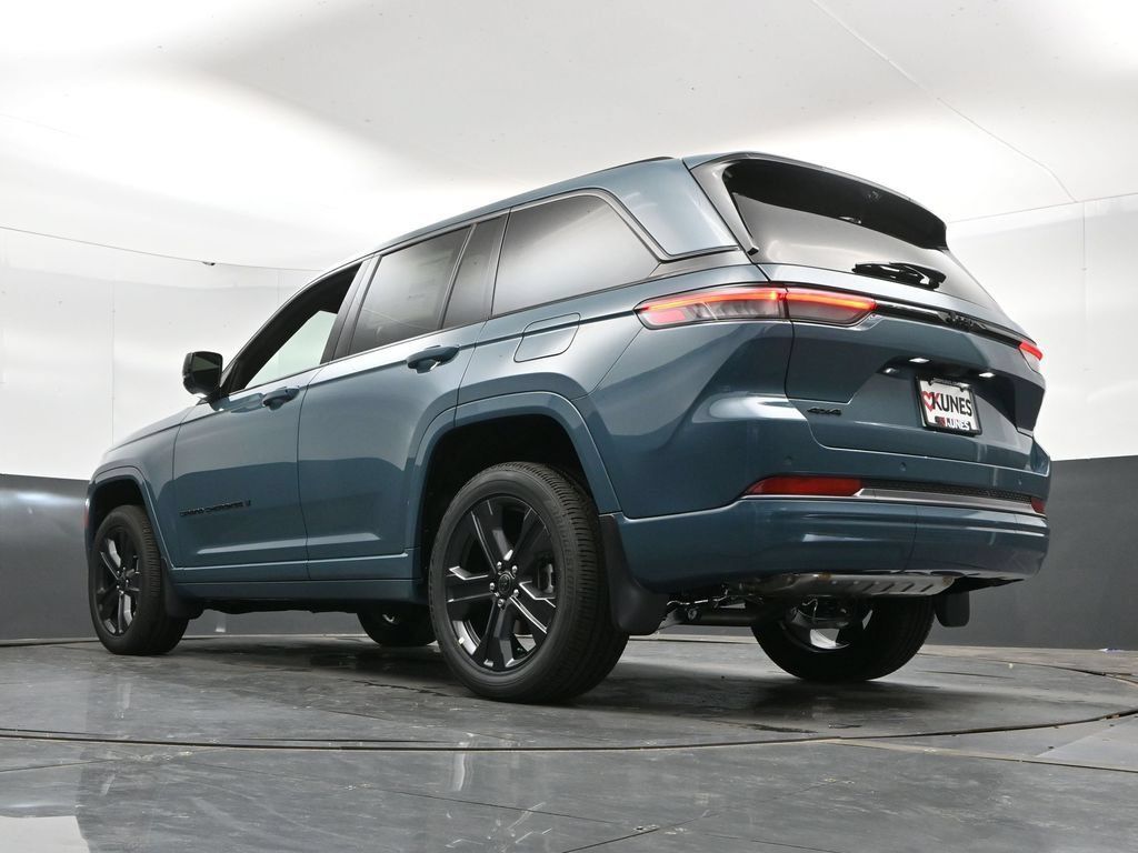 New 2027 Jeep Grand Cherokee Limited AWD/4WD image 50