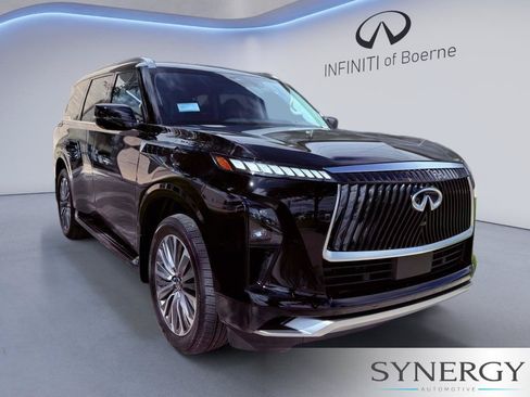 Certified 2026 INFINITI QX80 Luxe AWD/4WD image 4