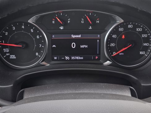 Used 2023 GMC Terrain SLT FWD image 18