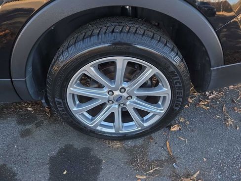 Used 2017 Ford Explorer Limited image 15