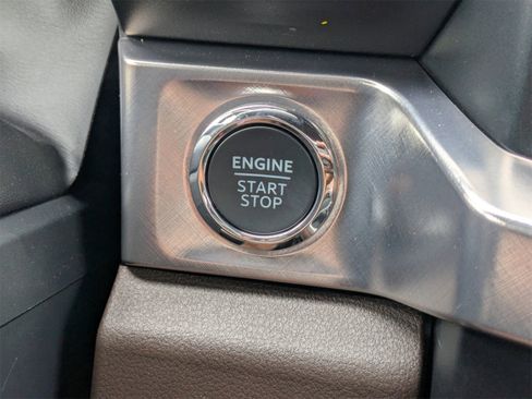 New 2025 Ford F250 King Ranch w/ FX4 Off-Road Package image 37