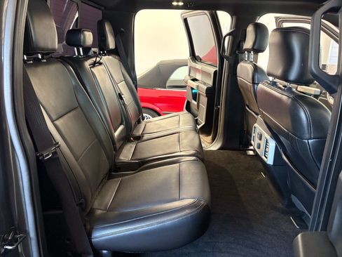 Used 2015 Ford F150 Lariat AWD/4WD image 28