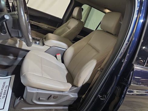 Used 2021 Ford Expedition Max XLT AWD/4WD image 13