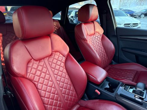 Used 2023 Audi SQ5 Premium Plus w/ Premium Plus Package image 39