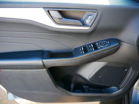 Certified 2022 Ford Escape SE w/ Convenience Package image 9