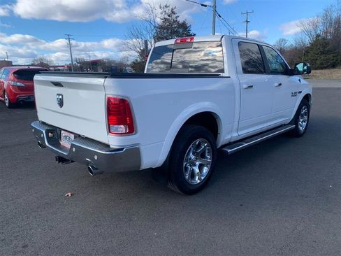 Used 2018 RAM 1500 Laramie image 4