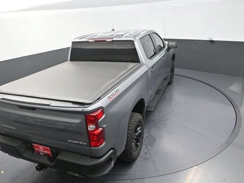 Used 2025 Chevrolet Silverado 1500 Custom Trail Boss AWD/4WD image 29