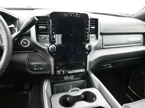 Used 2025 RAM 2500 Laramie w/ Night Edition AWD/4WD image 6