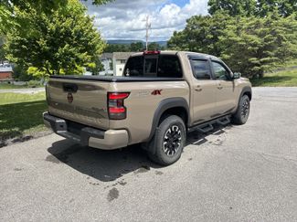 Used 2022 Nissan Frontier PRO-4X w/ Off-Road Protection Package AWD/4WD video 4