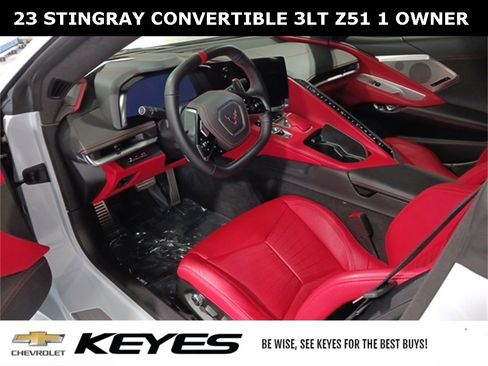 Used 2023 Chevrolet Corvette Stingray Premium Conv w/ Z51 Performance Package image 3