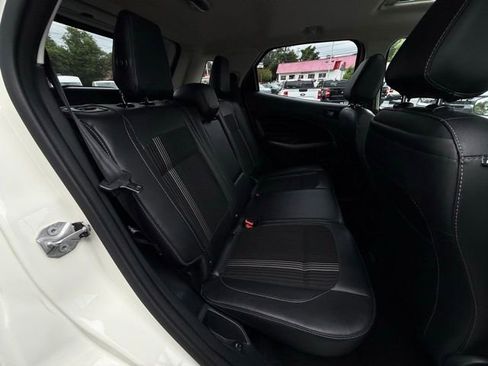 Used 2022 Ford EcoSport SES image 16
